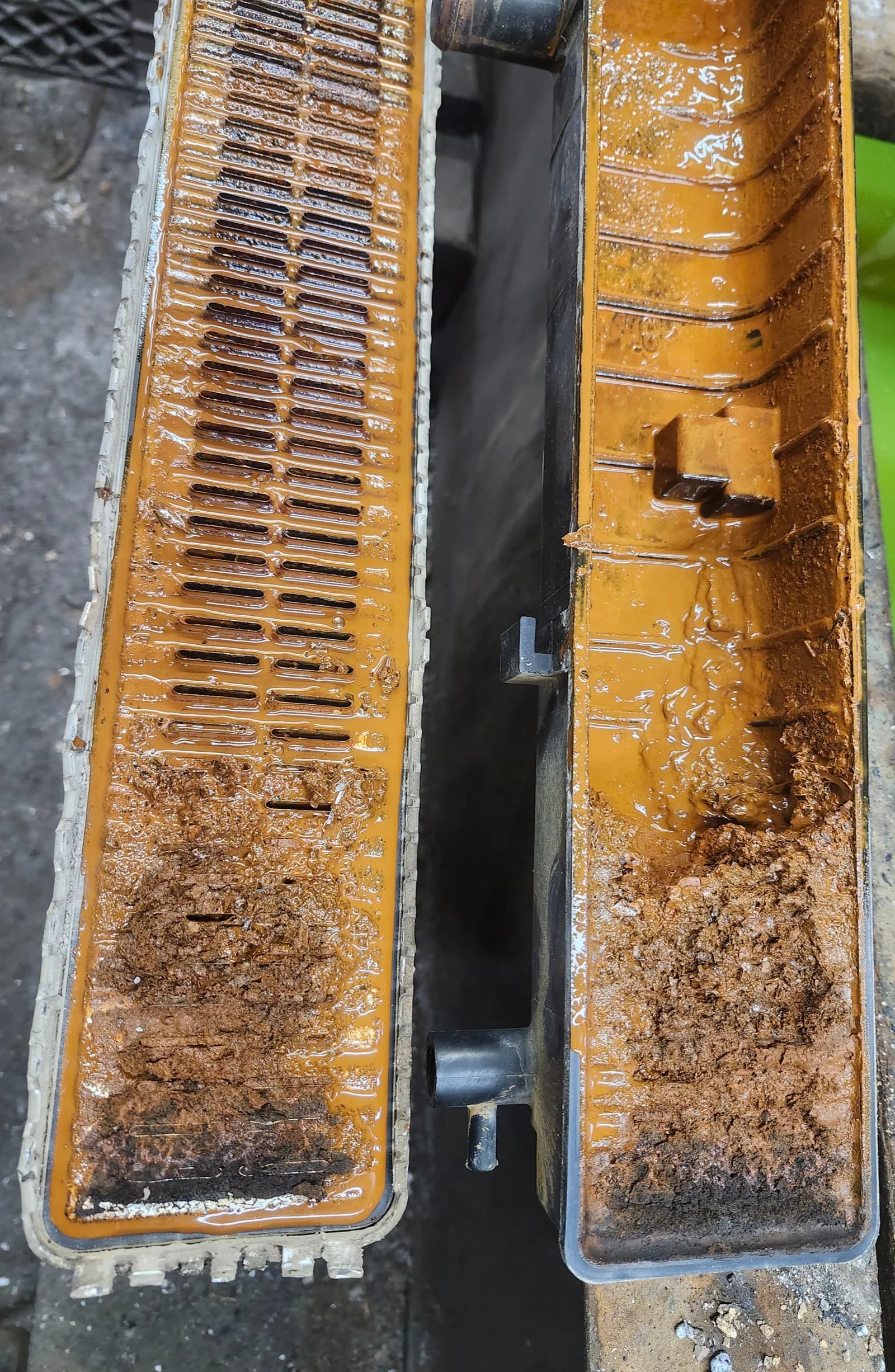 Aluminum GM radiator core destroyed by rust