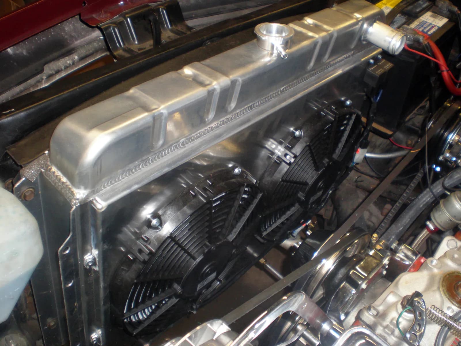 Lightweight aluminum radiators for classic cars